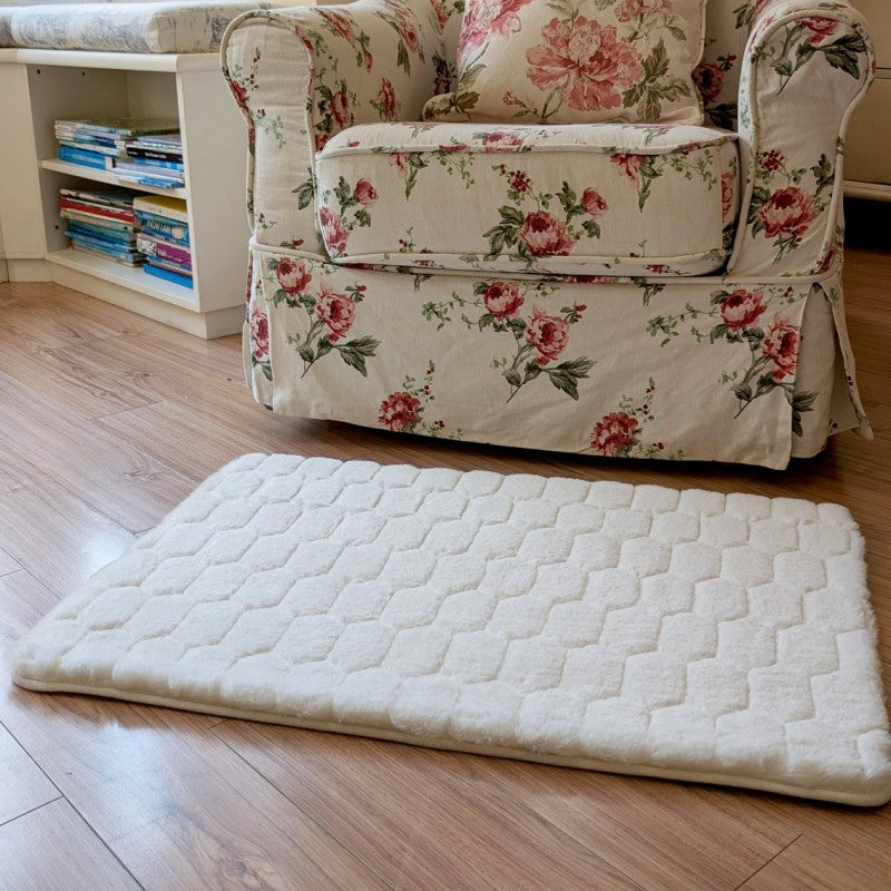 Floor Mat White Emboss 50cm x 76cm