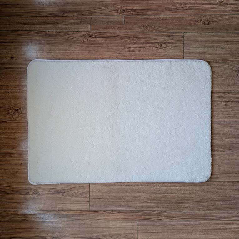 Floor Mat White 50cm x 76cm