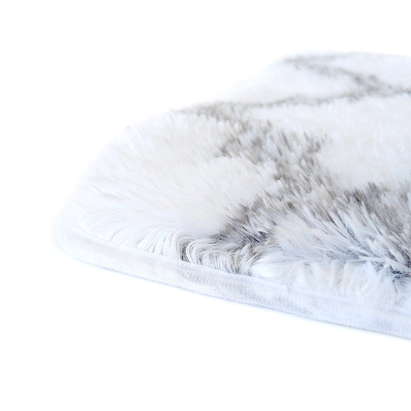 Floor Mat White Pattern 43cm x 61cm