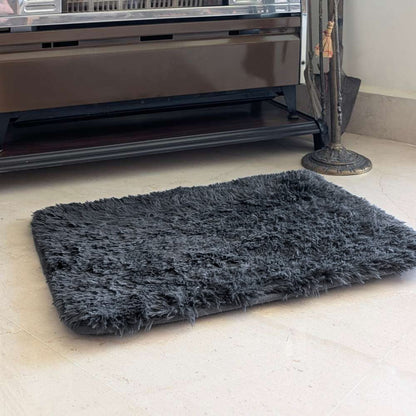 Floor Mat Black Premium Fur 43cm x 61cm