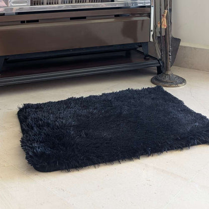 Floor Mat Black Poly-Fur 43cm x 61cm