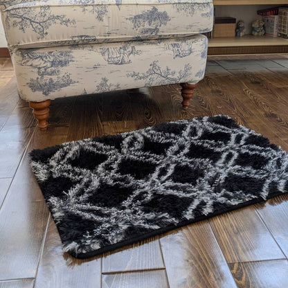 Floor Mat Black Pattern 50cm x 76cm