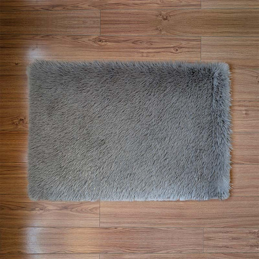 Floor Mat Gray Poly-Fur Shiny 50cm x 76cm