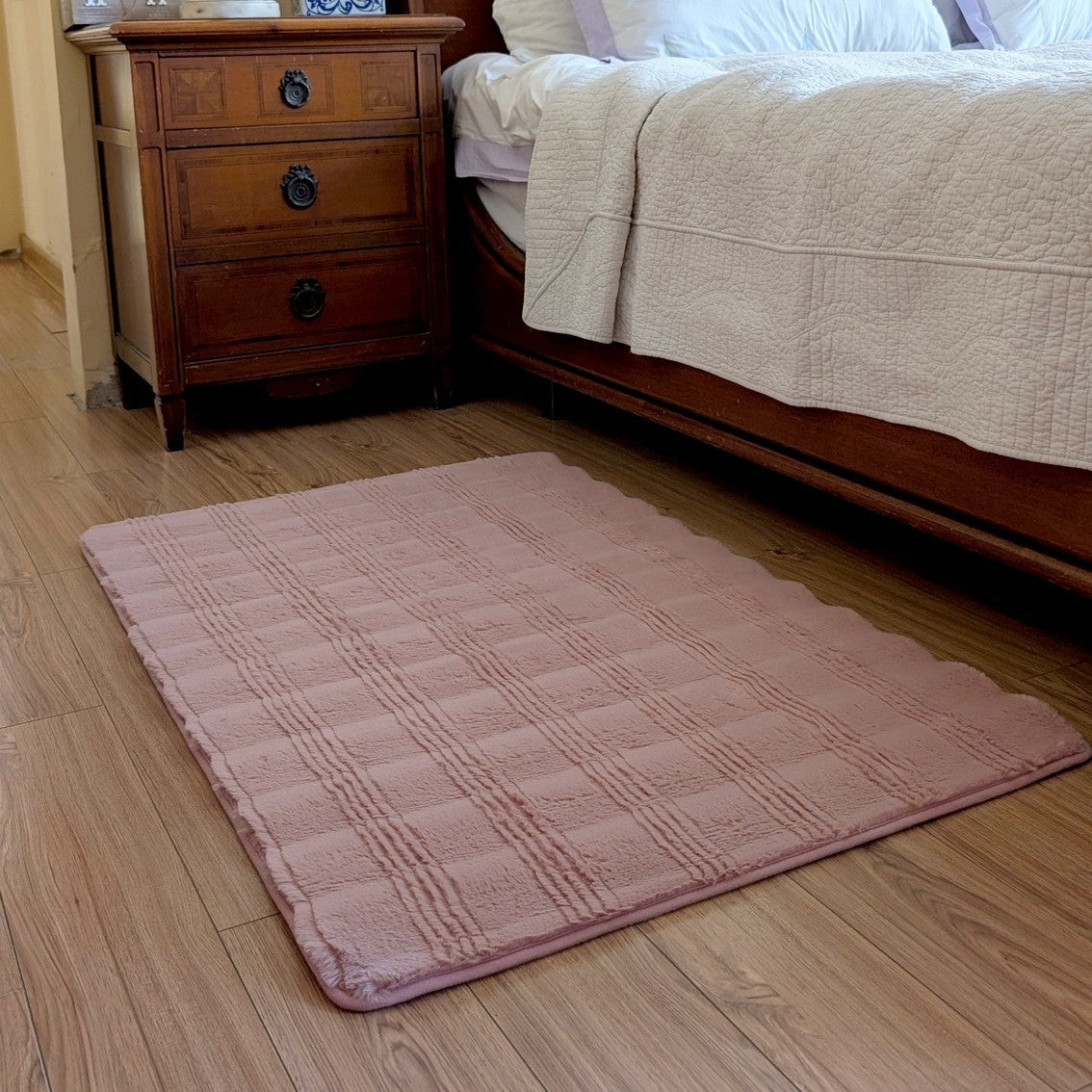 Floor Mat Pink Emboss 68cm x 106cm