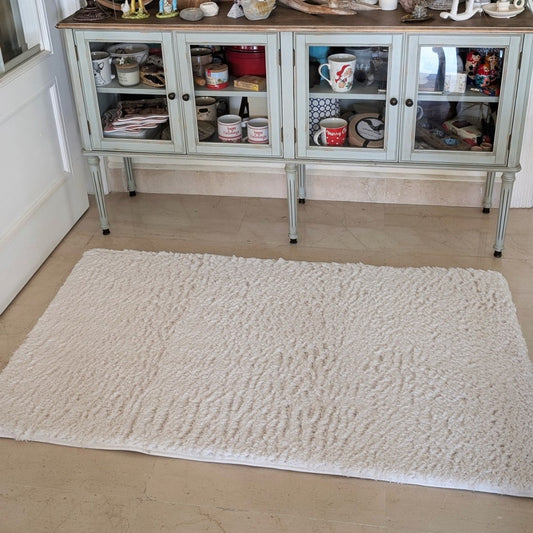 Floor Mat White 120cm x 152cm