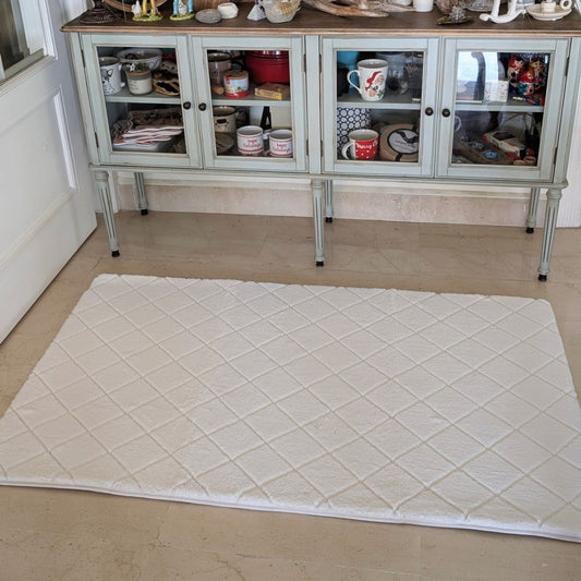 Floor Mat White Emboss 120cm x 152cm