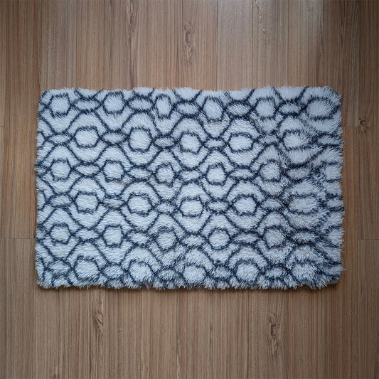 Floor Mat White Pattern 68cm x 106cm