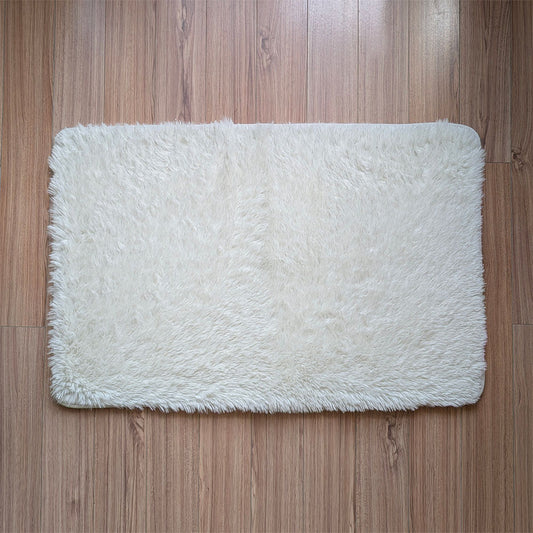 Floor Mat White Poly-Fur Shiny 68cm x 106cm