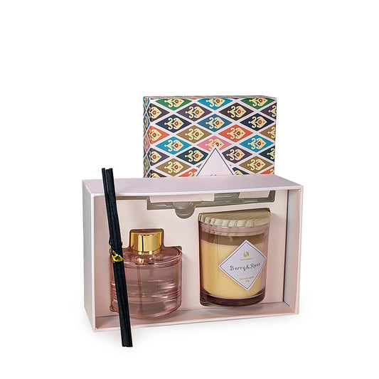 Scented Candle and Fragrance Diffuser Set Berries & Roses